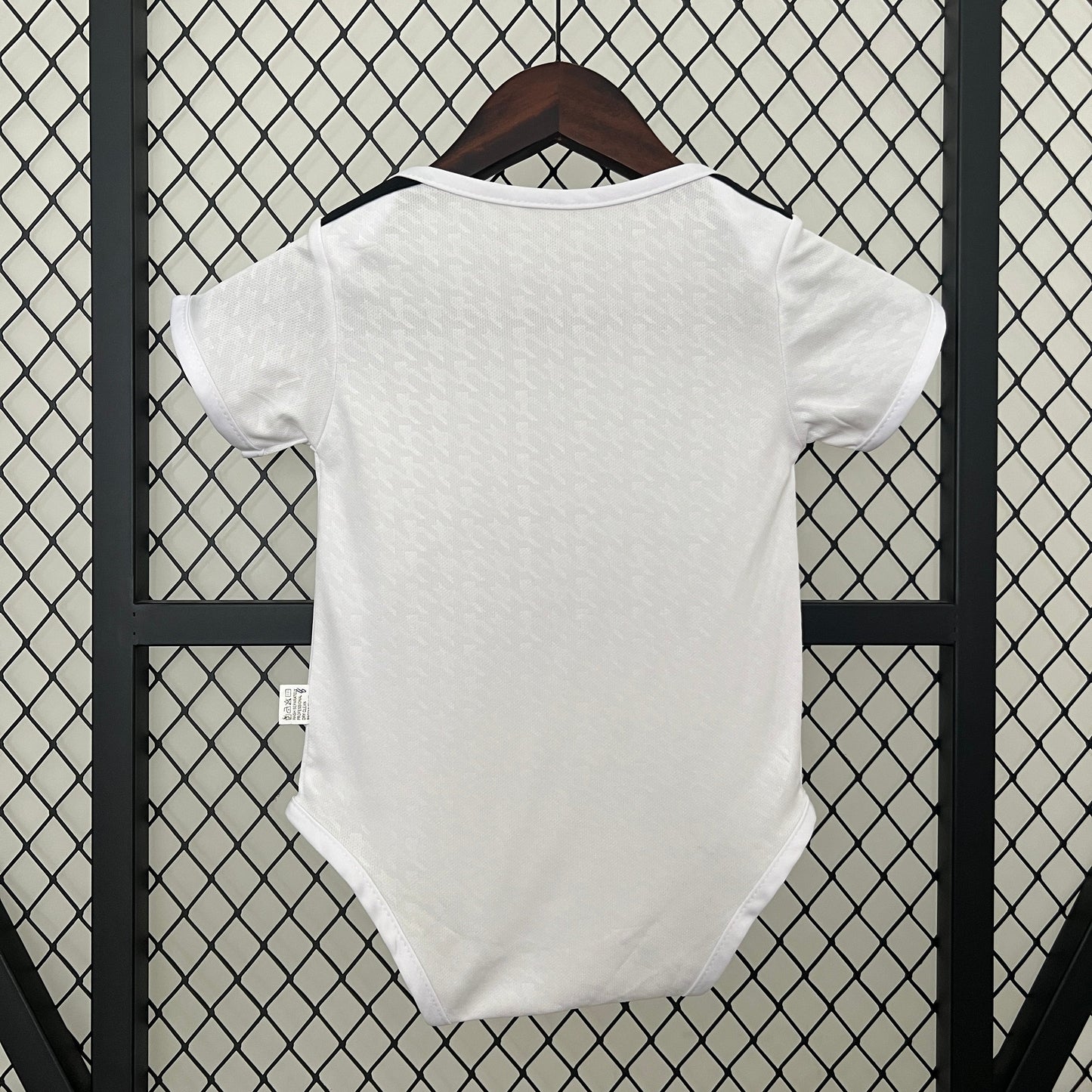 24/25 Baby Real Madrid home